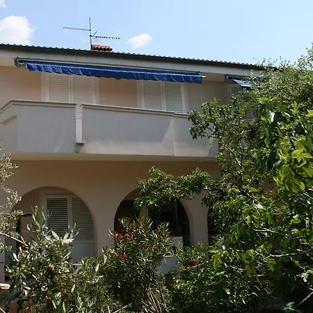 Апартаменты By The Sea Mandre, Pag - 6373 Колан