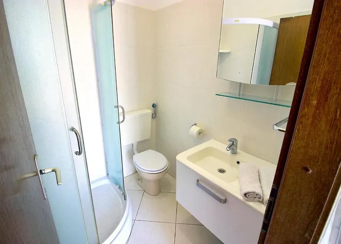Apartamento By The Sea Mandre, Pag - 6373 *