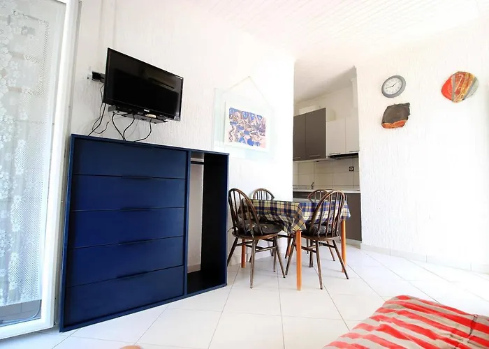 By The Sea Mandre, Pag - 6373 Apartman